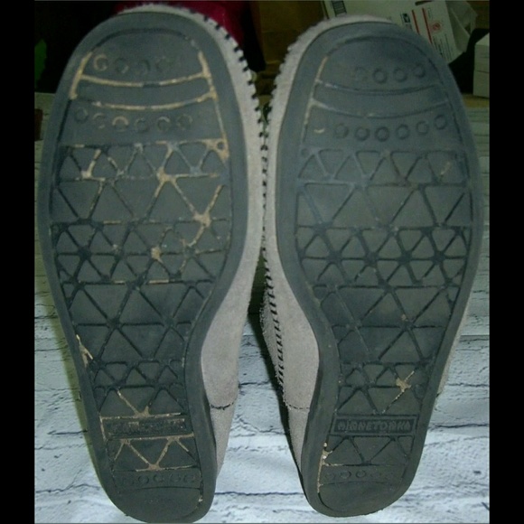 Outfit Bundle Southwestern Gray Minnetonka Boots - Picture 8 of 8